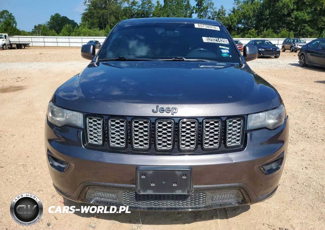 2017 Jeep Grand Cherokee Laredo VIN:1C4RJEAG0HC707896 - 5