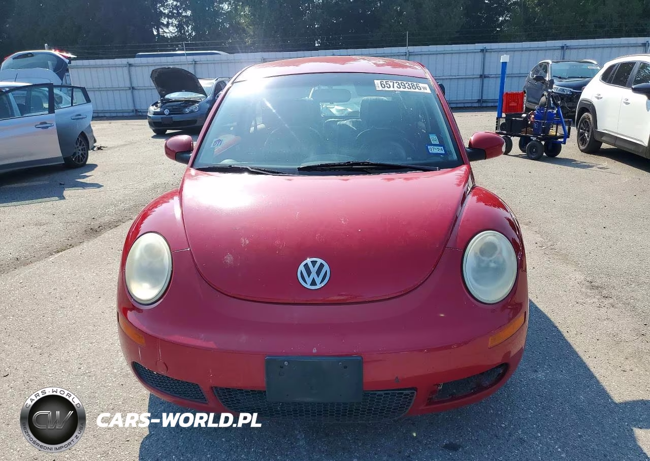 2010 Volkswagen New Beetle VIN:3VWPG3AG4AM008928 - 5