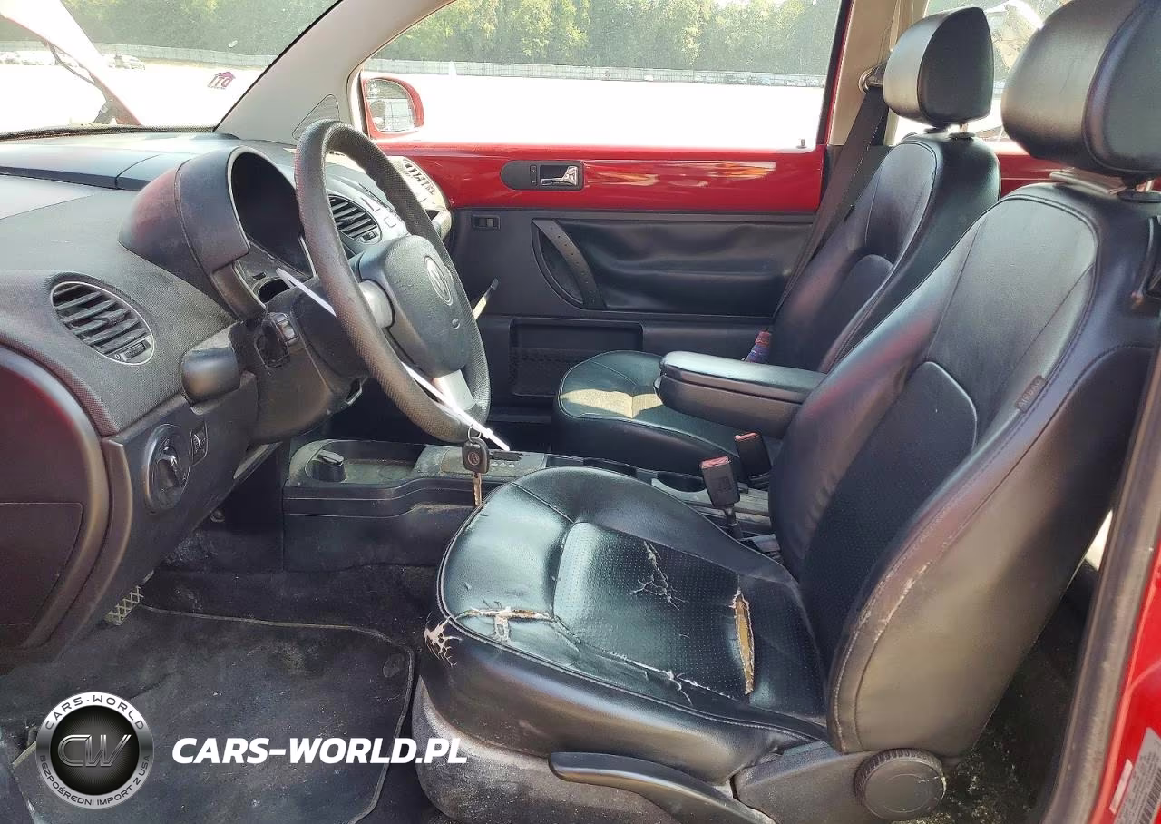 2010 Volkswagen New Beetle VIN:3VWPG3AG4AM008928 - 7