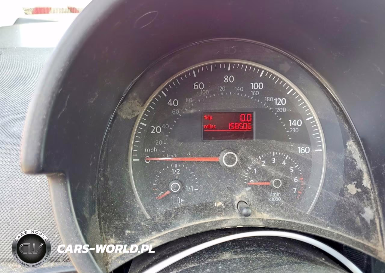 2010 Volkswagen New Beetle VIN:3VWPG3AG4AM008928 - 9