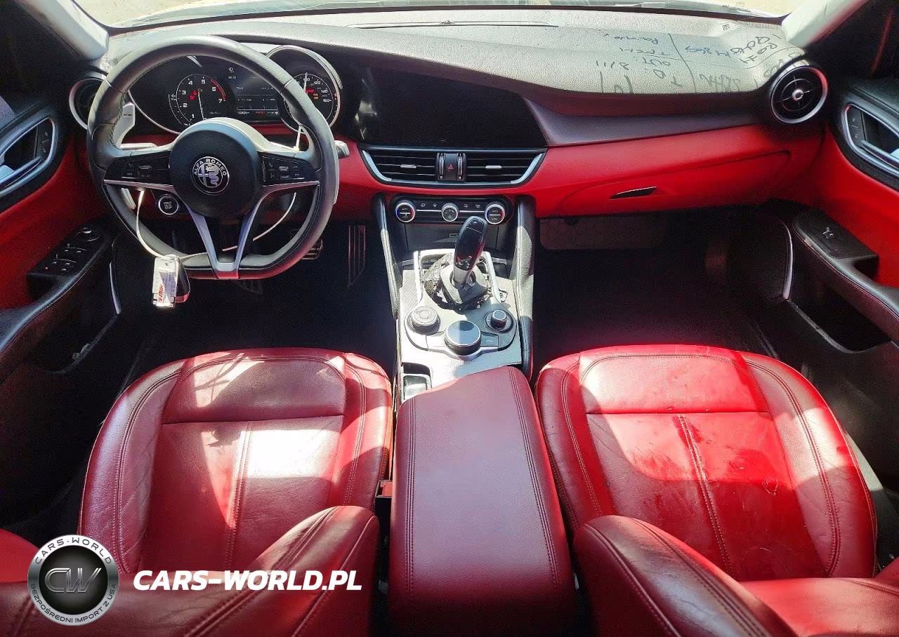 2017 Alfa Romeo Giulia VIN:ZARFAEBN6H7549224 - 8