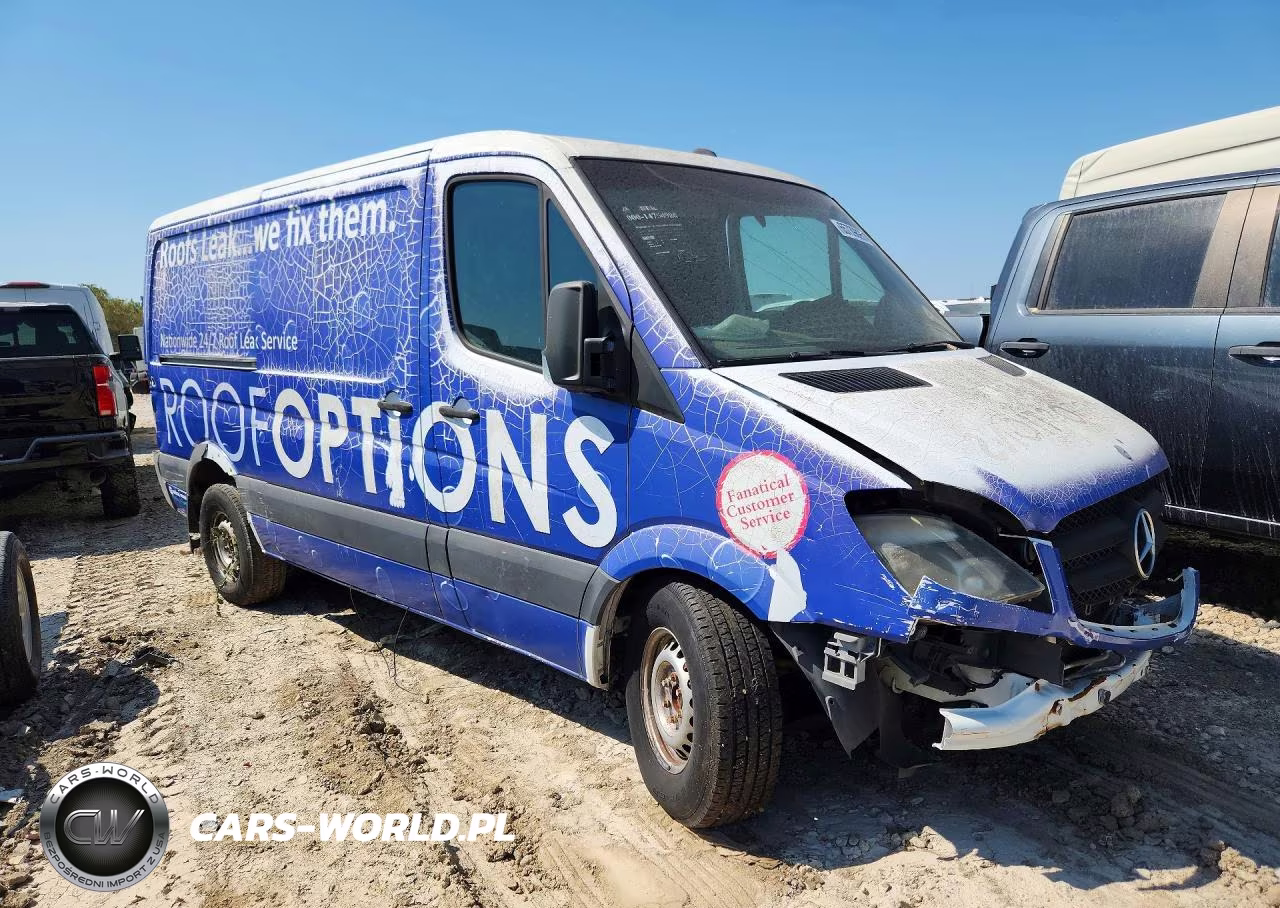 2010 Mercedes-Benz Sprinter 2500 VIN:WD3PE7CC4A5496109 - 4