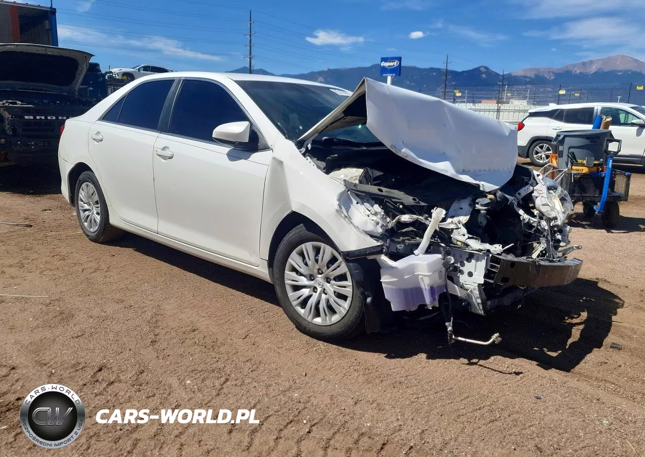 2013 Toyota Camry L VIN:4T1BF1FK3DU704029 - 4