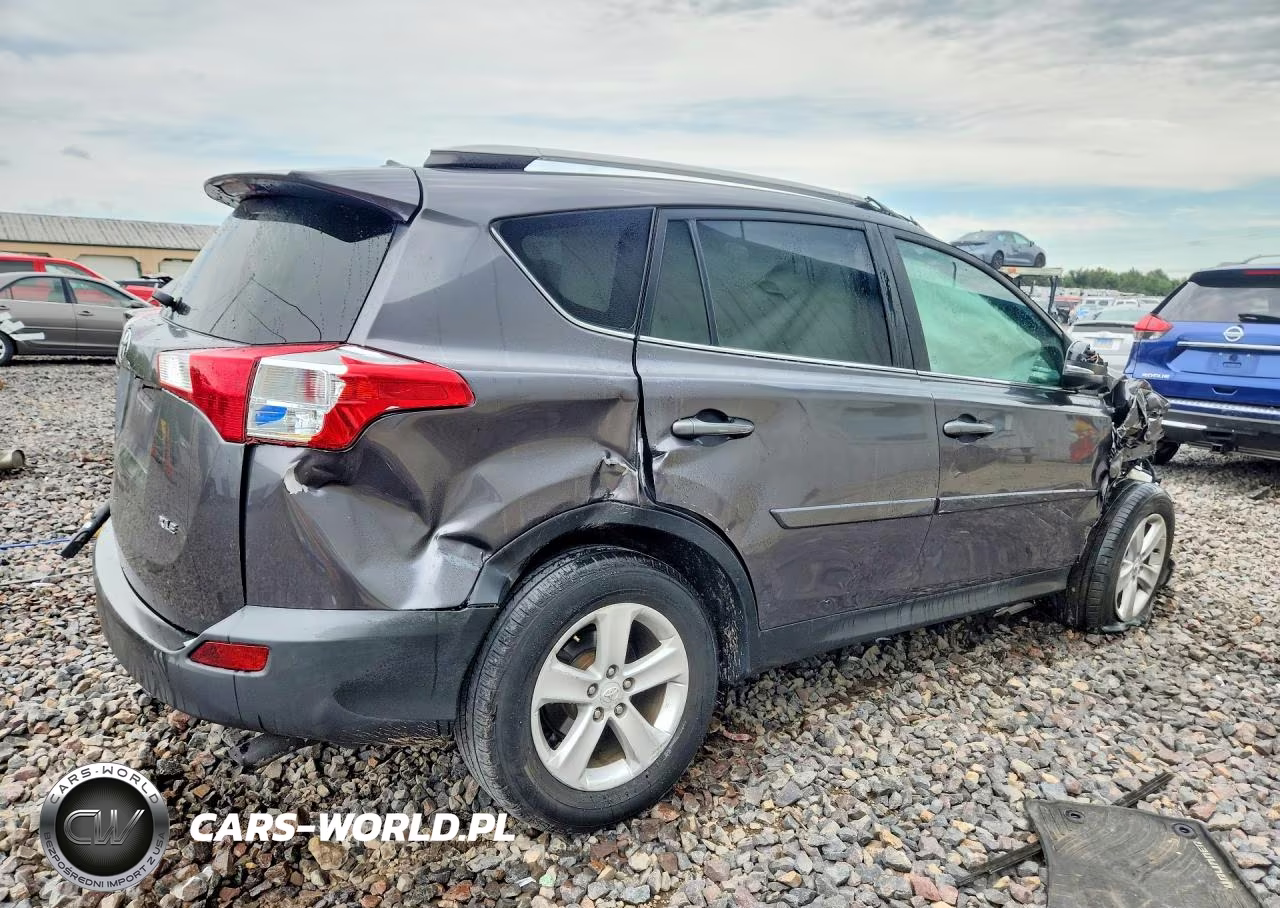 2014 Toyota Rav4 Xle VIN:2T3WFREVXEW126502 - 3