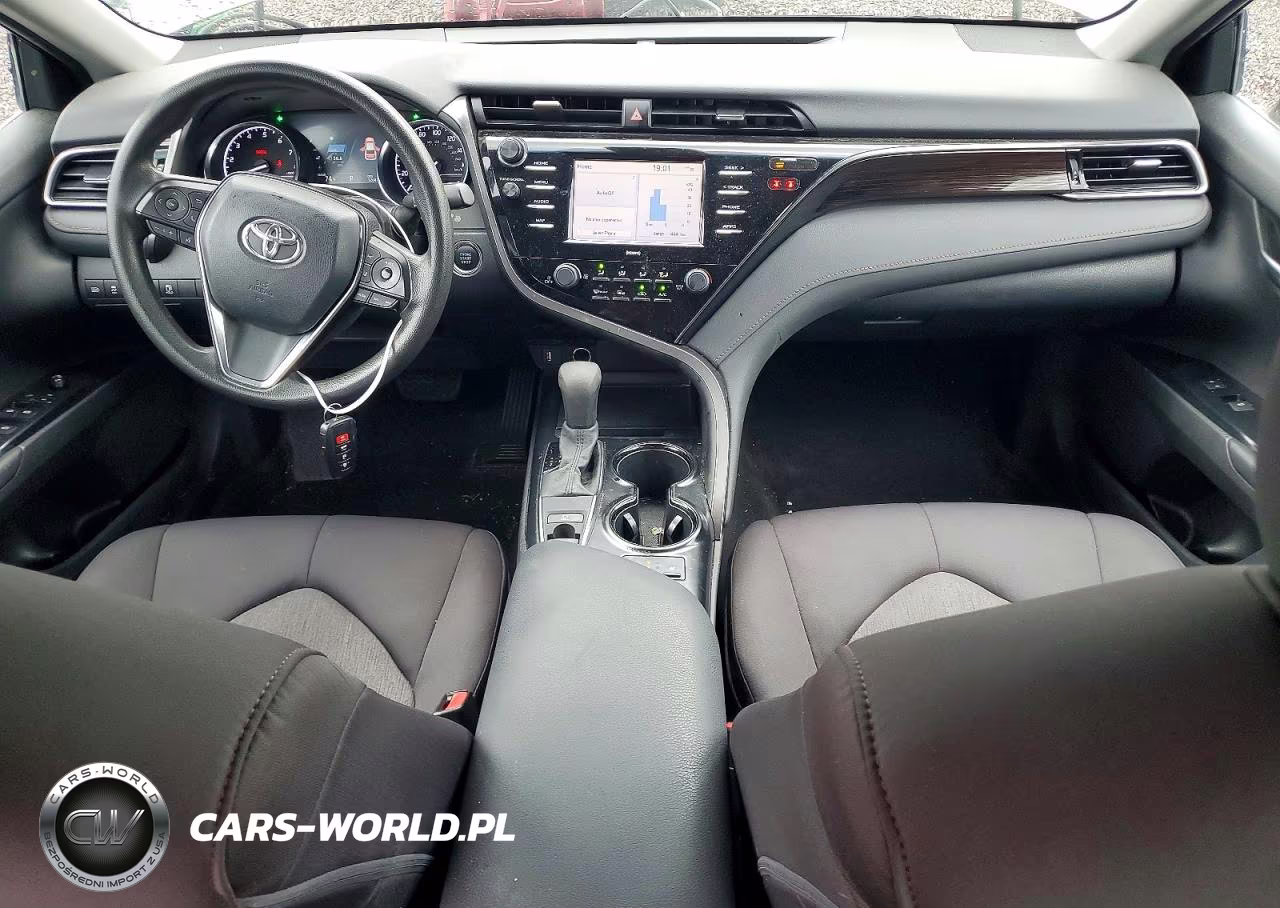 2020 Toyota Camry Le VIN:4T1L11BK8LU012632 - 8