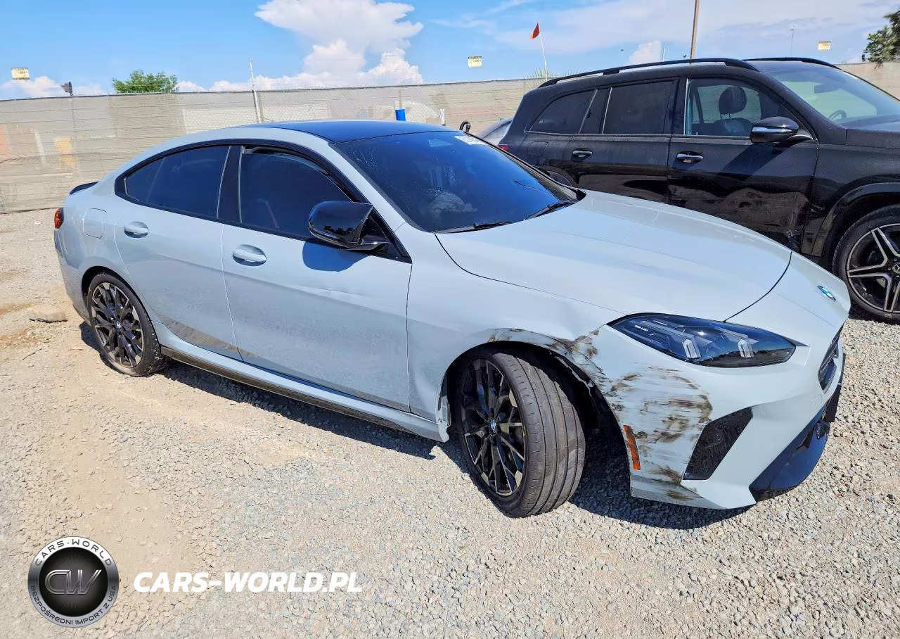 2026 BMW M235Xi VIN:WBA33GG0XT7T85224 - 4