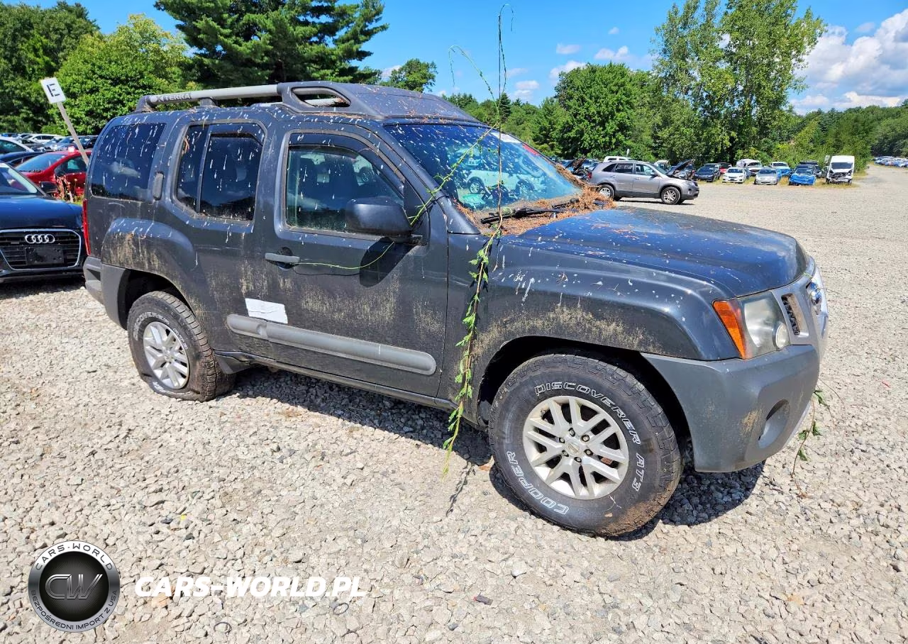 2014 Nissan Xterra S VIN:5N1AN0NU0EN806329 - 4