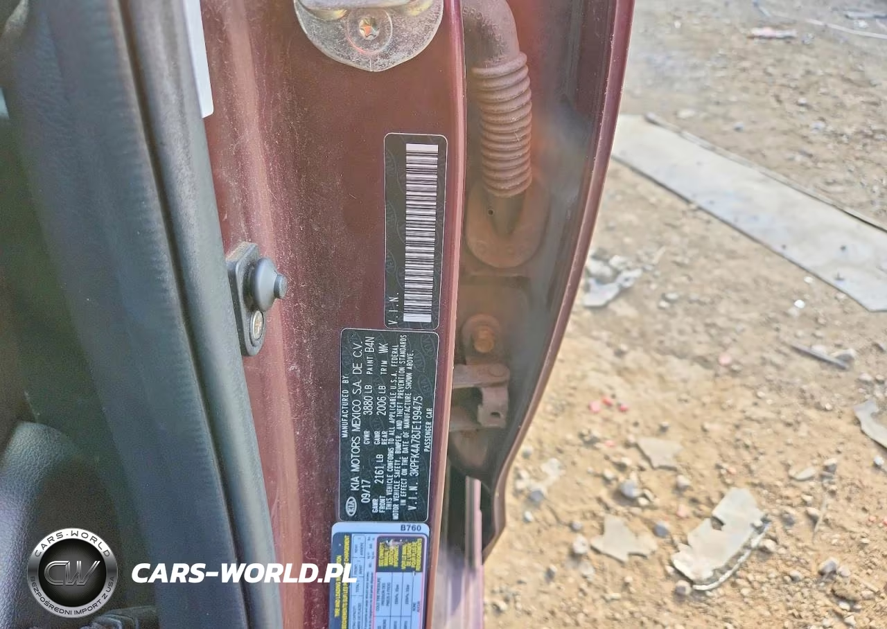 2018 Kia Forte Lx VIN:3KPFK4A78JE199475 - 12