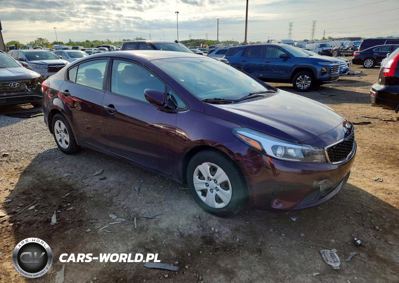 2018 Kia Forte Lx VIN:3KPFK4A78JE199475 - 4