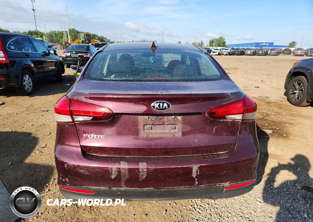 2018 Kia Forte Lx VIN:3KPFK4A78JE199475 - 6
