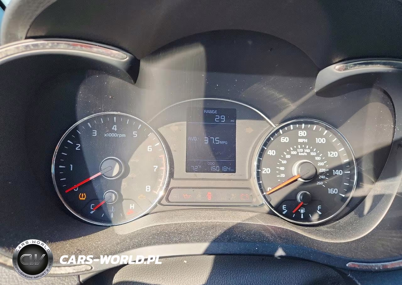 2018 Kia Forte Lx VIN:3KPFK4A78JE199475 - 9