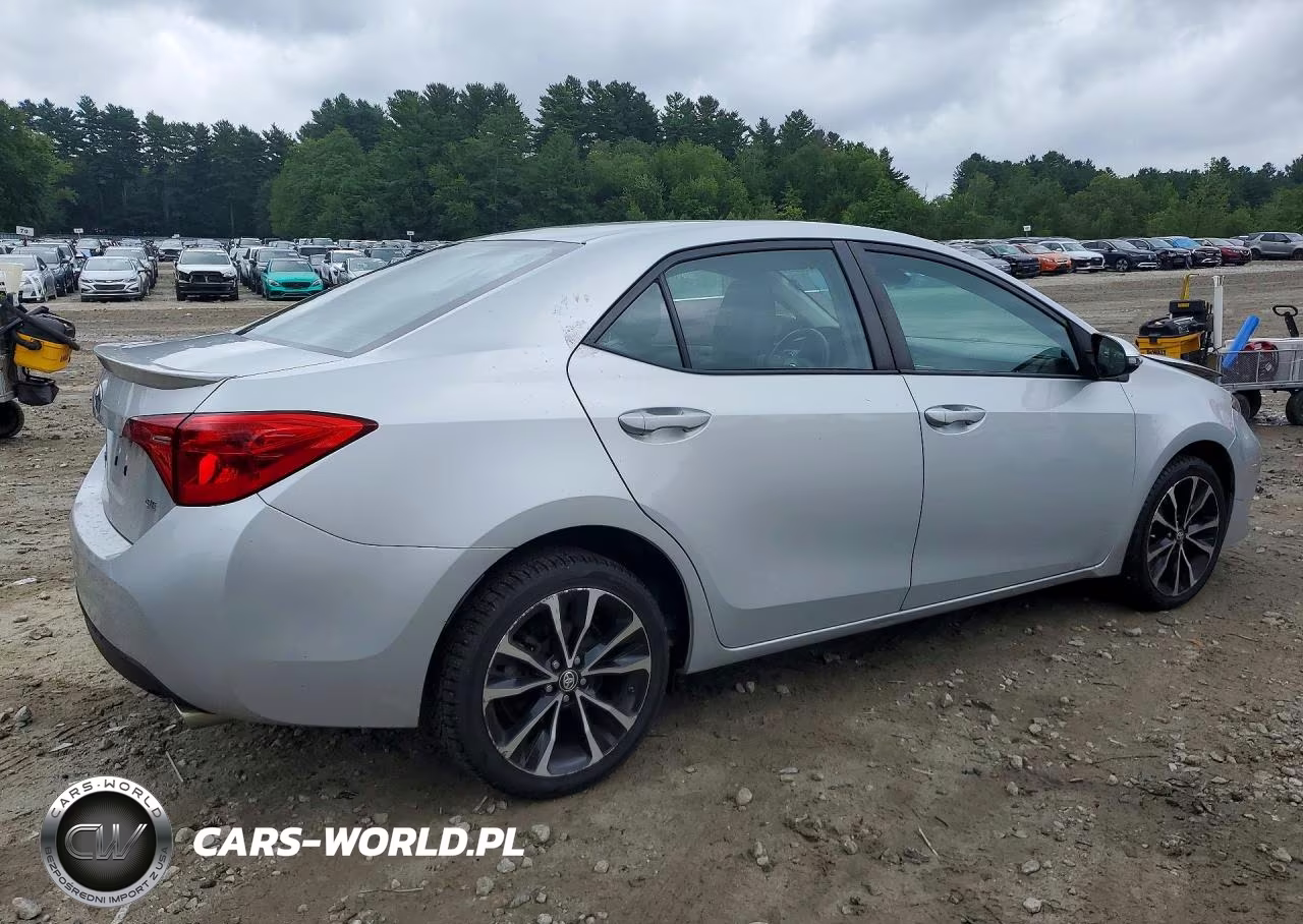 2019 Toyota Corolla Se VIN:2T1BURHE6KC157249 - 3