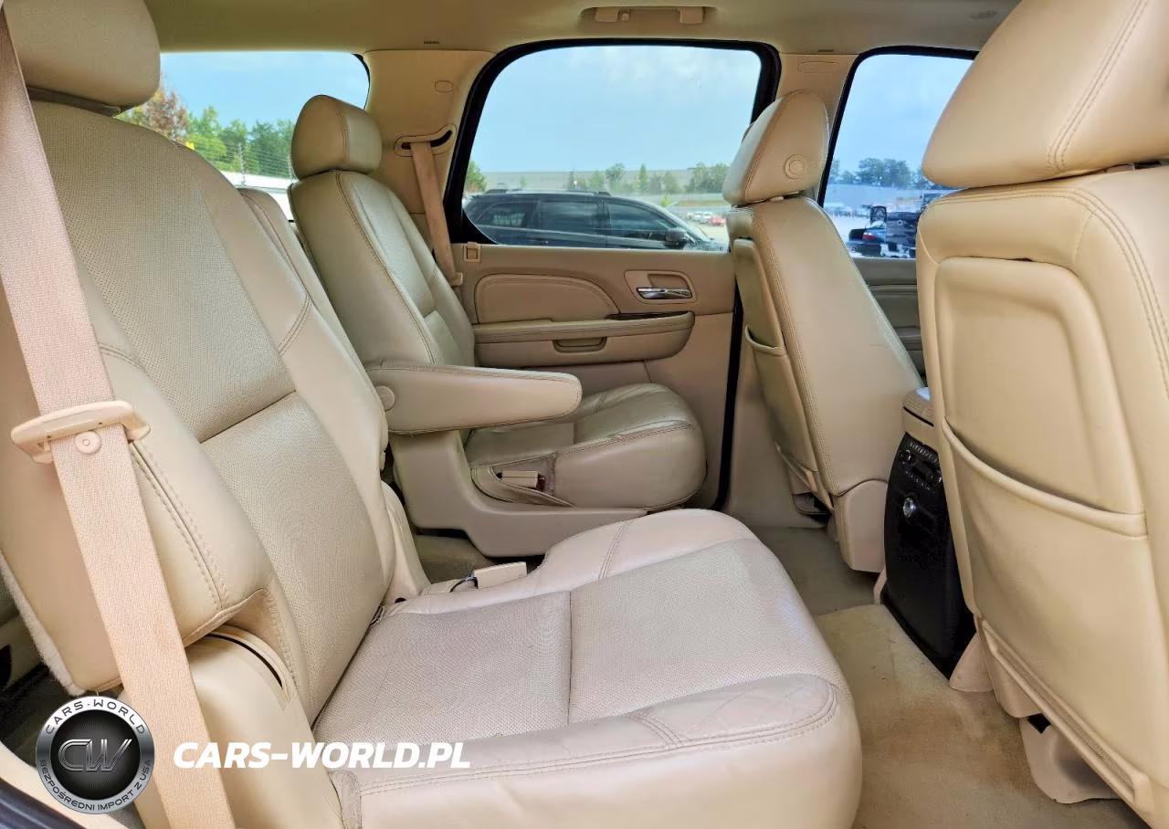 2007 Cadillac Escalade Luxury VIN:1GYEC638X7R314627 - 11