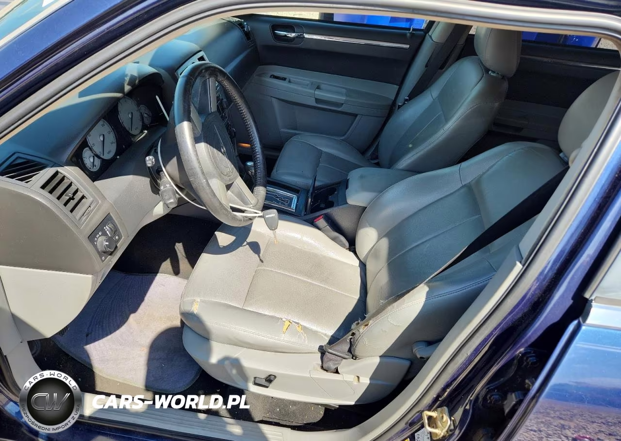2006 Chrysler 300 Touring VIN:2C3KA53G66H295691 - 7