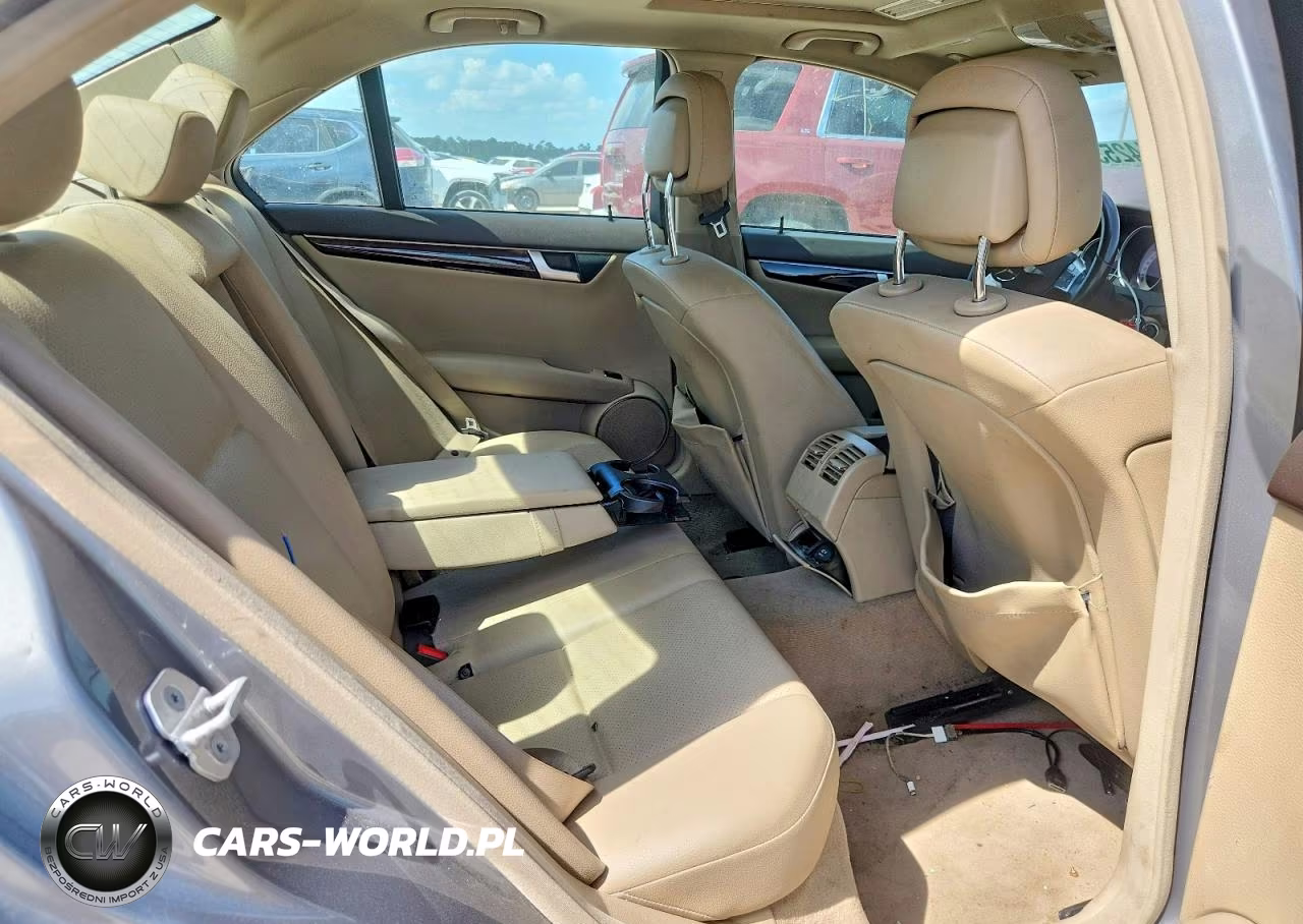 2014 Mercedes-Benz C 250 VIN:WDDGF4HB0EA953504 - 10