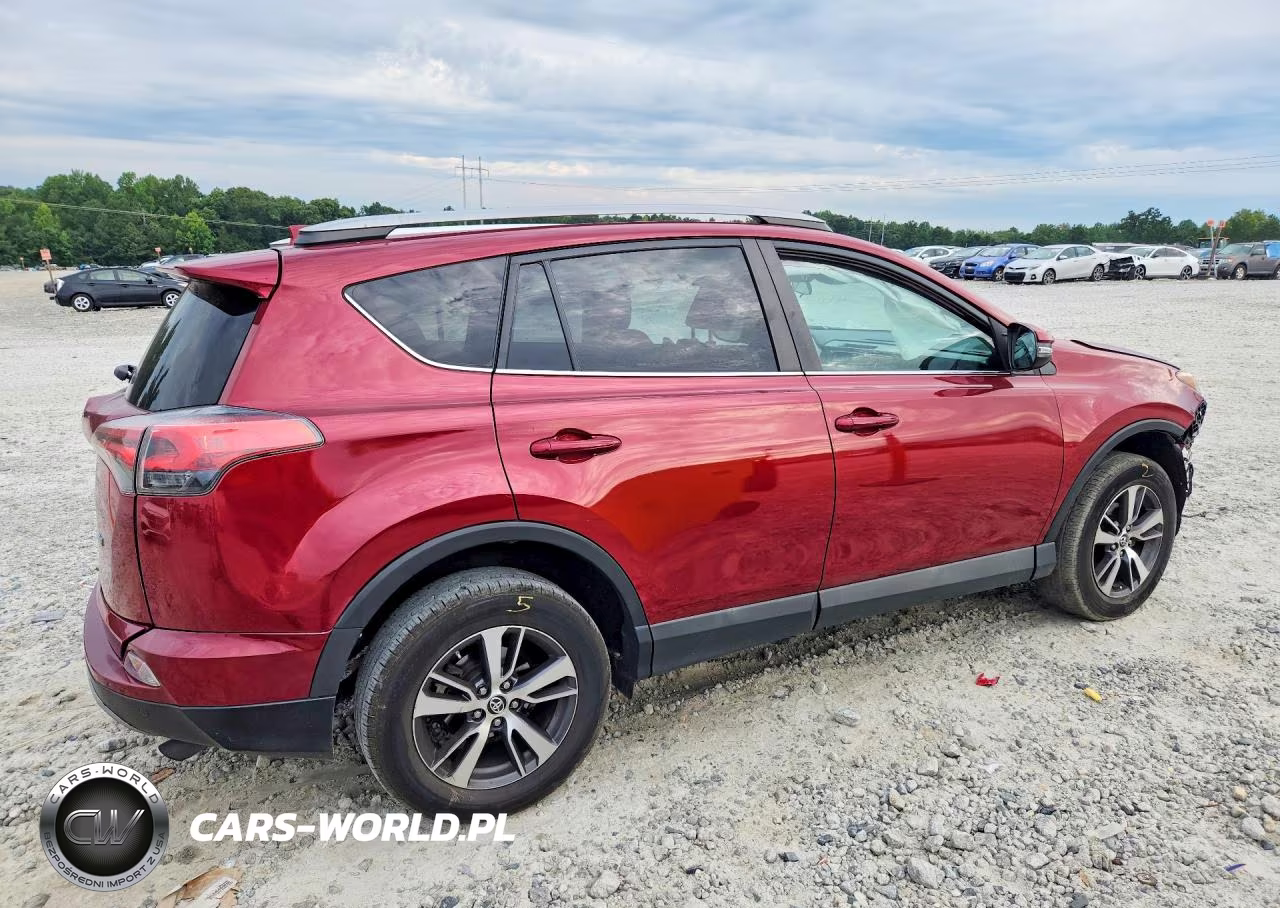 2018 Toyota Rav4 Xle VIN:2T3WFREV7JW455068 - 3
