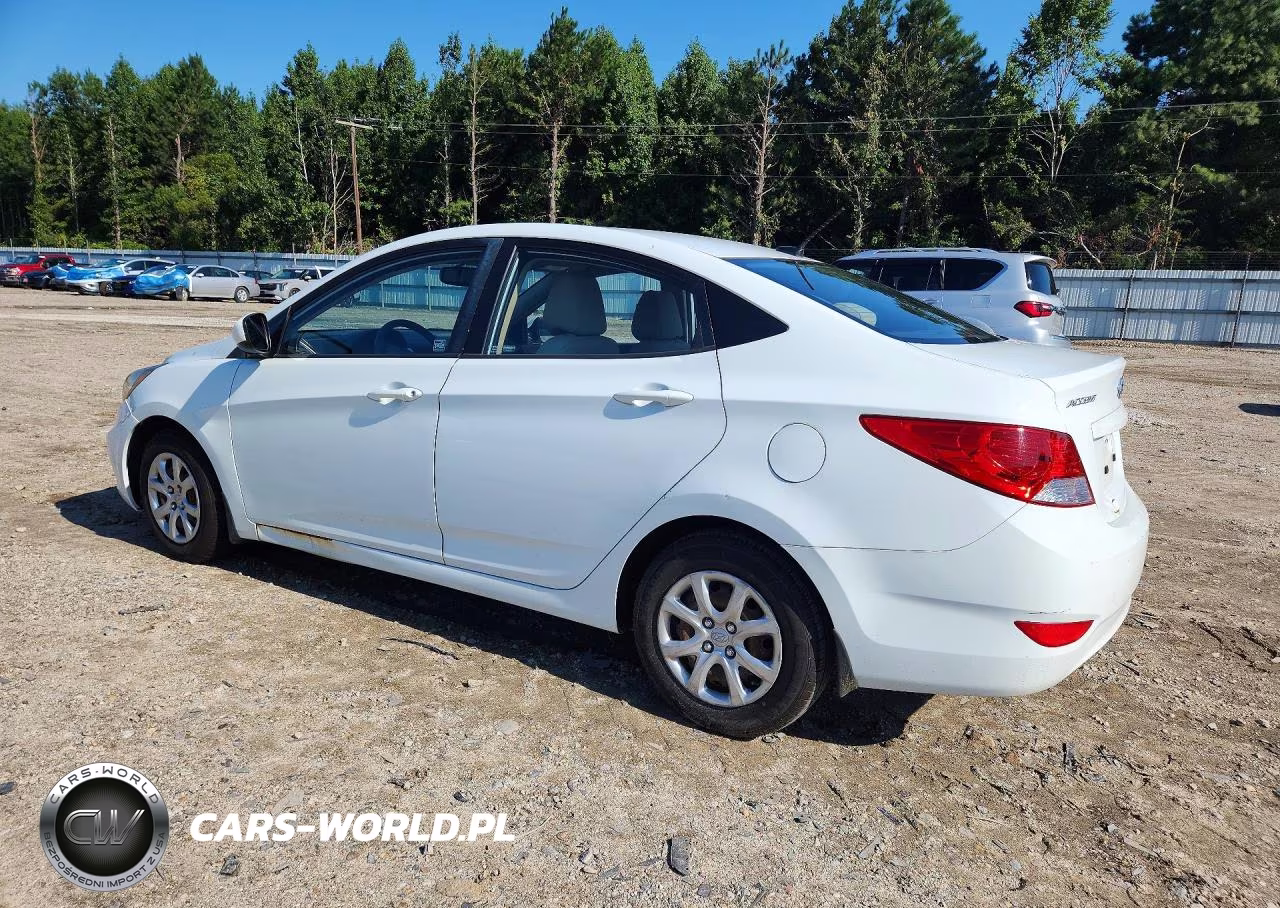 2013 Hyundai Accent Gls VIN:KMHCT4AE6DU393552 - 2