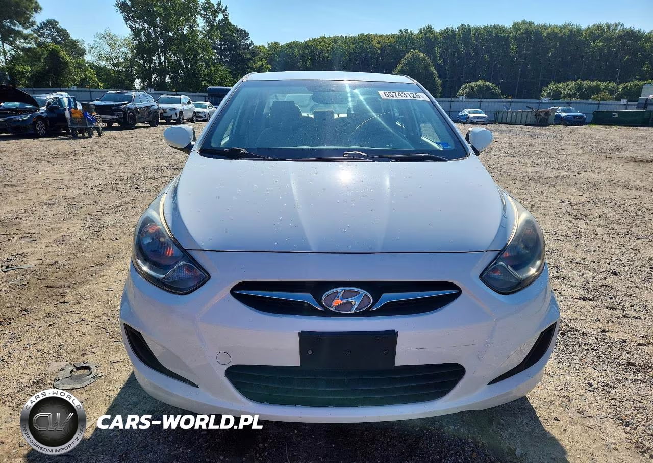 2013 Hyundai Accent Gls VIN:KMHCT4AE6DU393552 - 5