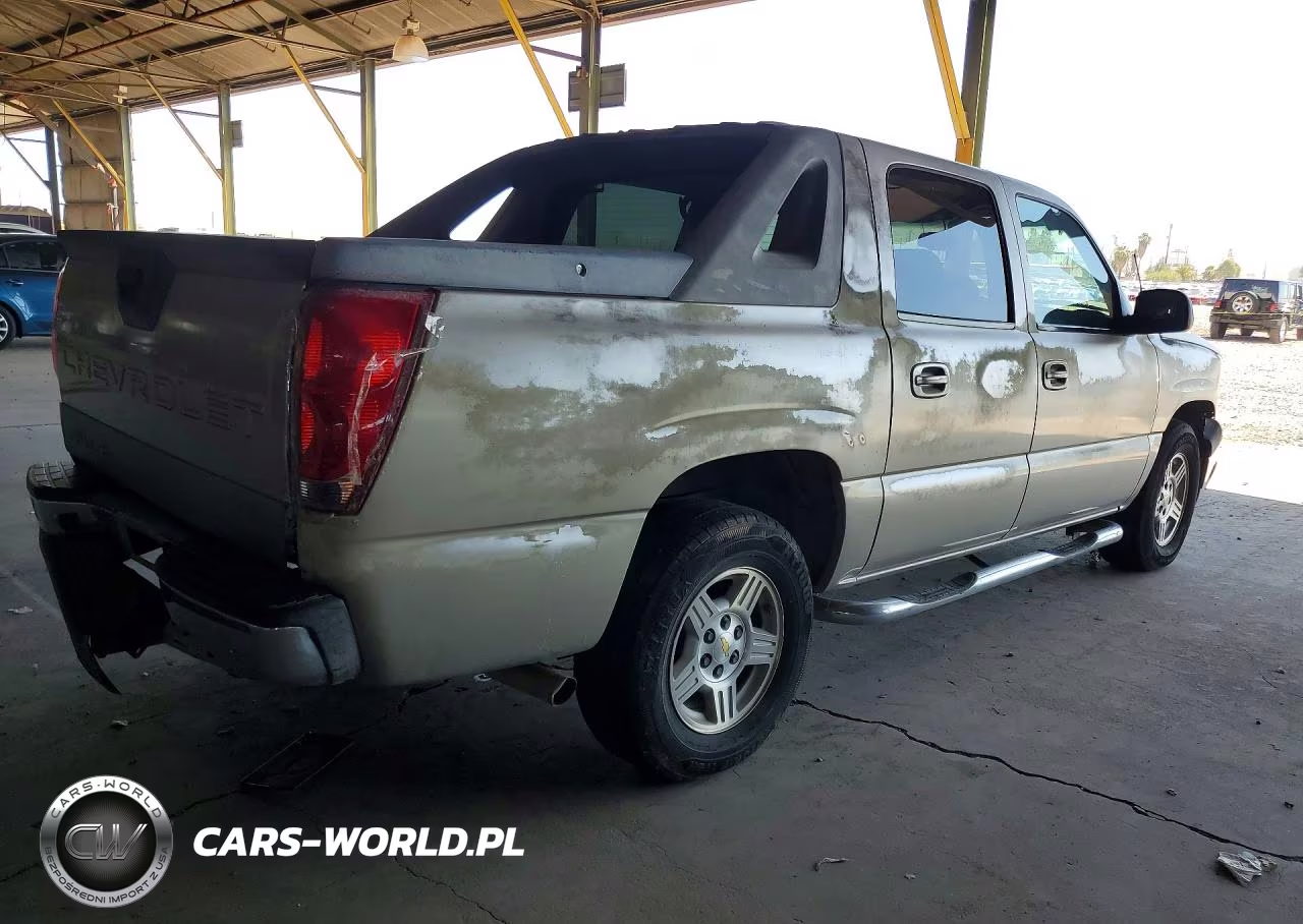 2004 Chevrolet Avalanche C1500 VIN:3GNEC12T44G165651 - 3