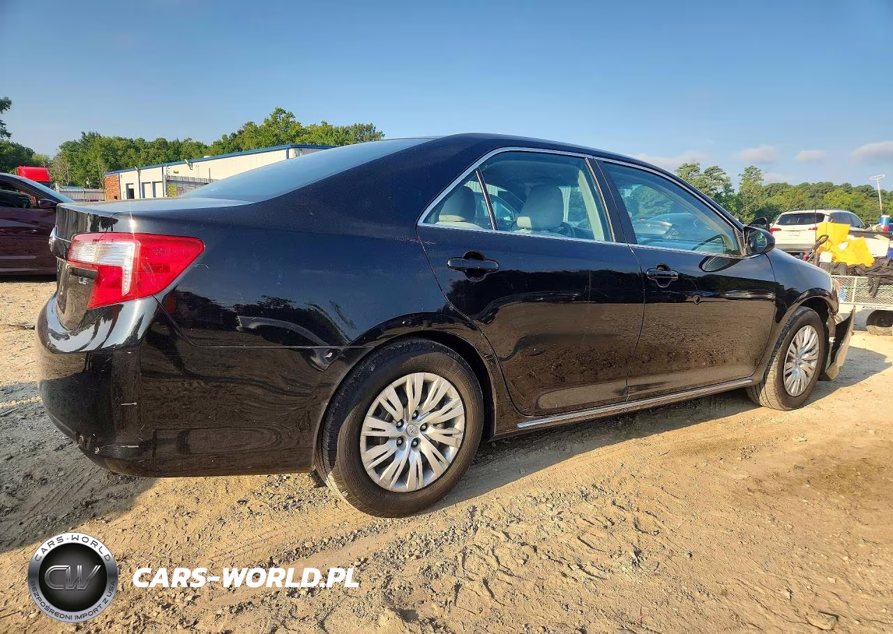 2012 Toyota Camry Le VIN:4T4BF1FK1CR236113 - 3