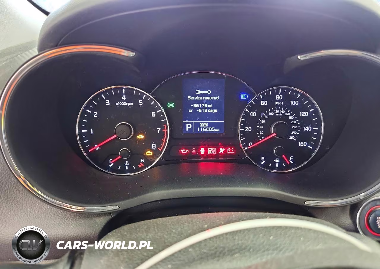 2016 Kia Forte VIN:KNAFX6A87G5598255 - 9