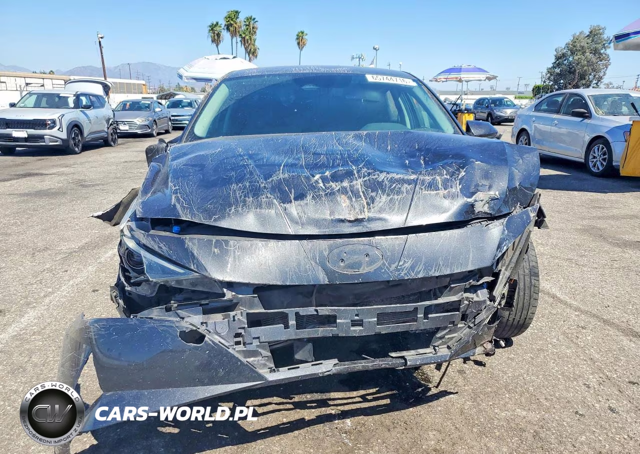 2021 Hyundai Elantra Sel VIN:5NPLS4AG8MH004574 - 5