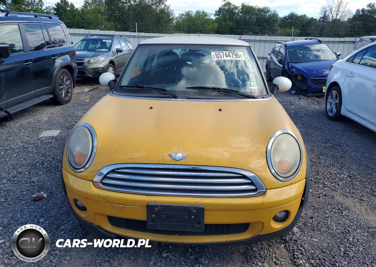 2007 Mini Cooper VIN:WMWMF33577TU62876 - 5