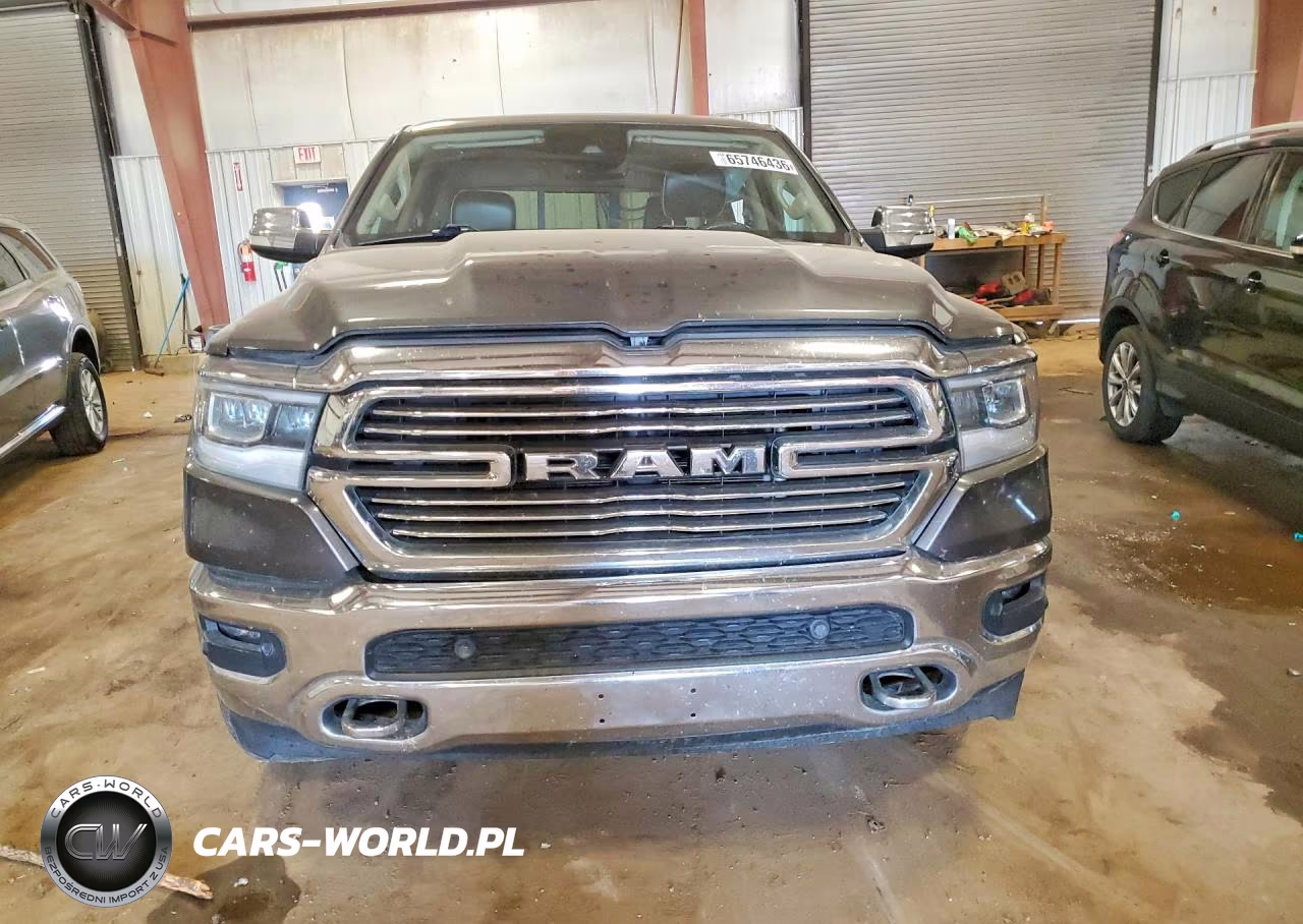 2021 Ram 1500 Laramie VIN:1C6SRFJT9MN556527 - 5