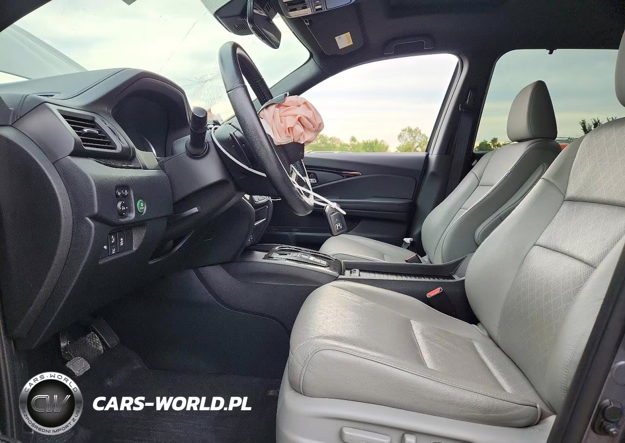 2021 Honda Passport Touring VIN:5FNYF8H93MB010533 - 7