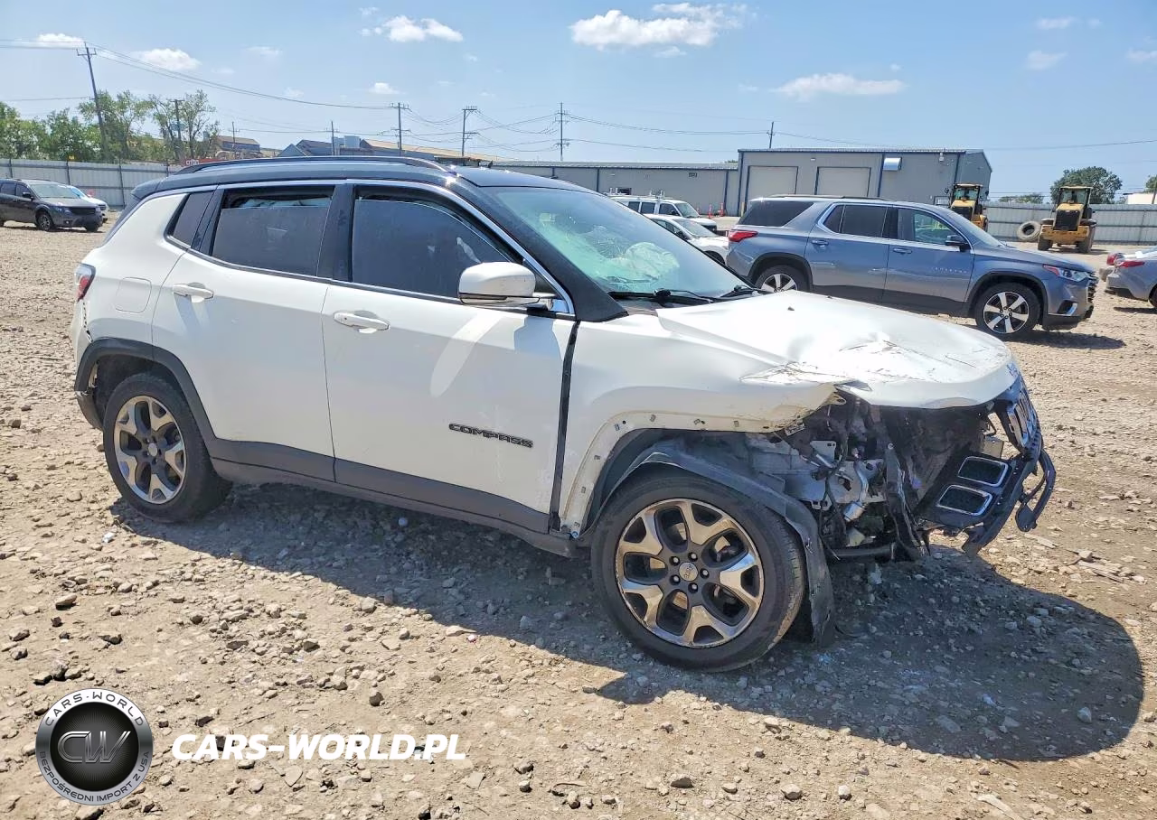 2018 Jeep Compass Limited VIN:3C4NJDCB4JT175198 - 4