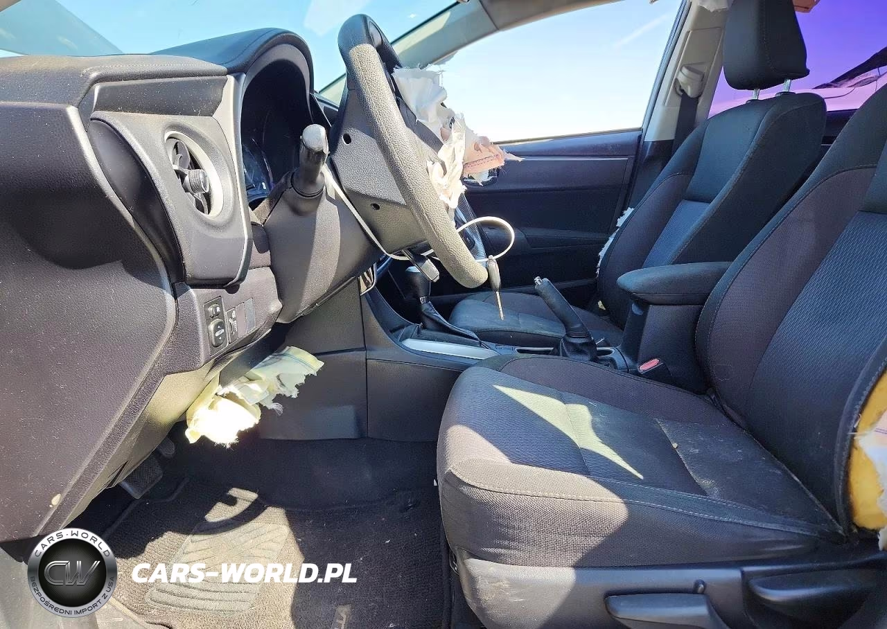 2018 Toyota Corolla Le VIN:2T1BURHE1JC105459 - 7