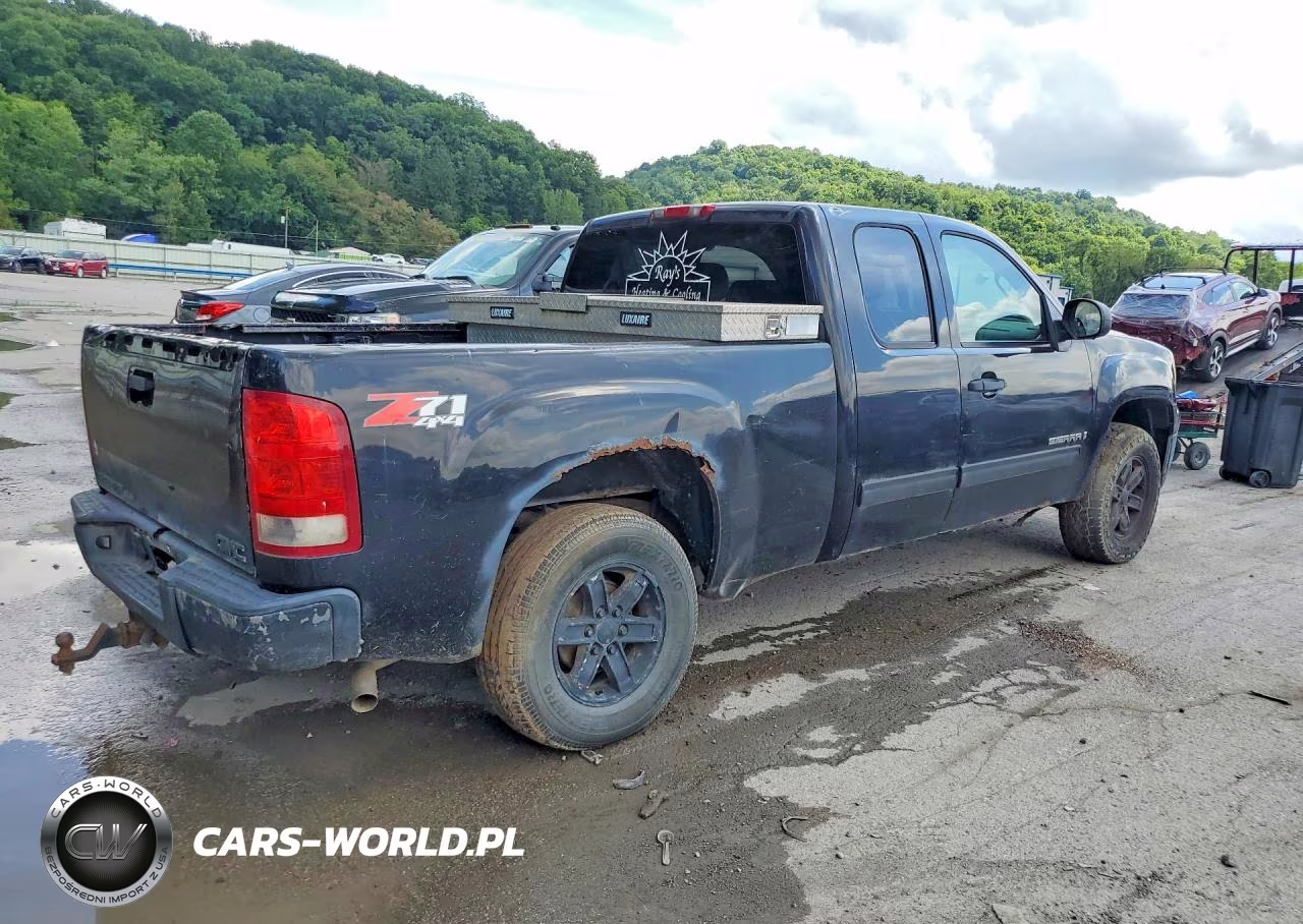 2008 GMC Sierra K1500 VIN:2GTEK19J881100672 - 3