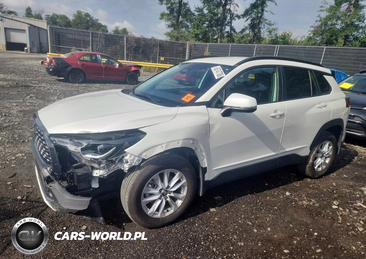 2023 Toyota Corolla Cross Le VIN:7MUCAABG6PV073901 - 1