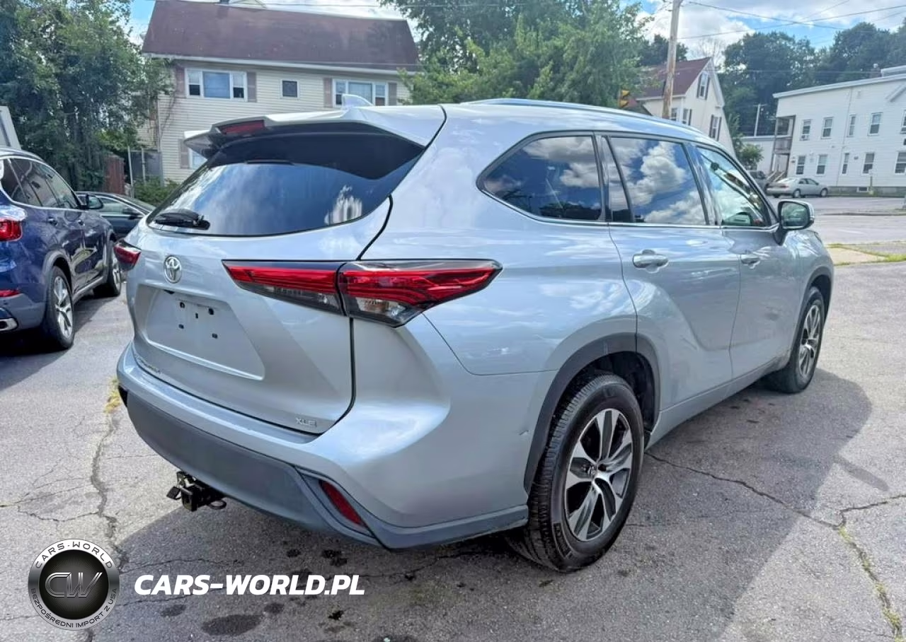 2020 Toyota Highlander Xle VIN:5TDGZRAH2LS502152 - 3