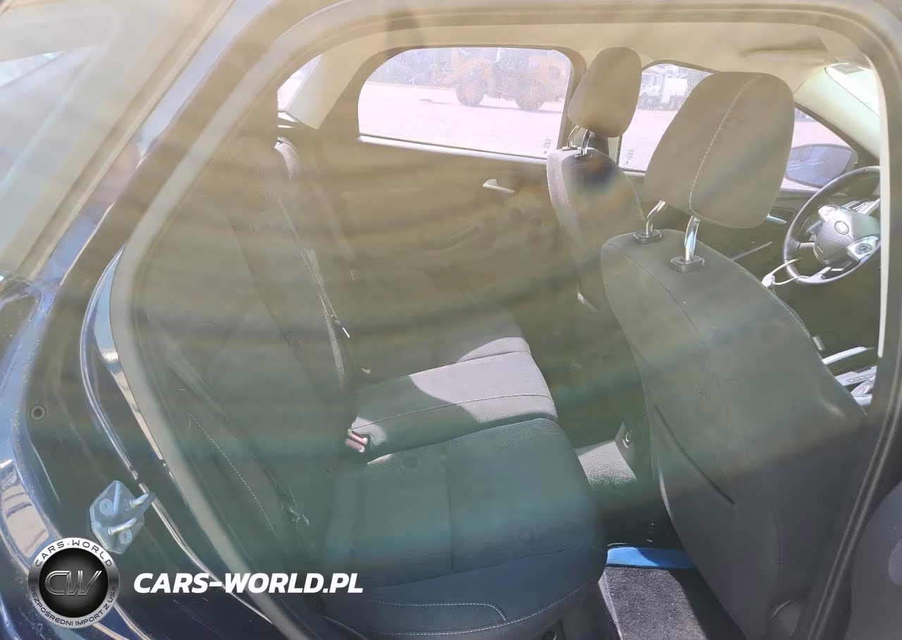 2012 Ford Focus Titanium VIN:1FAHP3N24CL111024 - 10