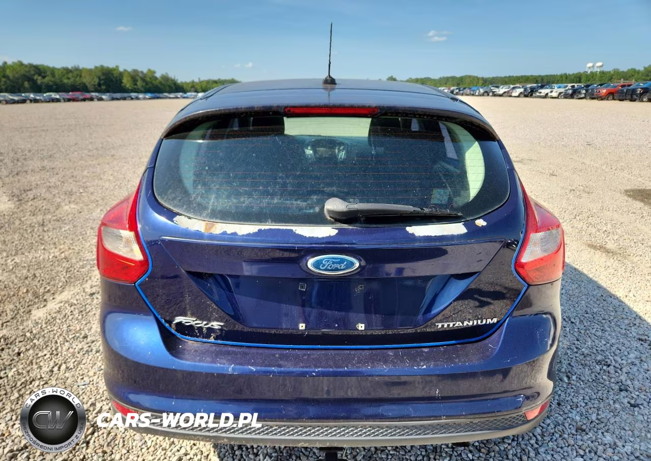 2012 Ford Focus Titanium VIN:1FAHP3N24CL111024 - 6