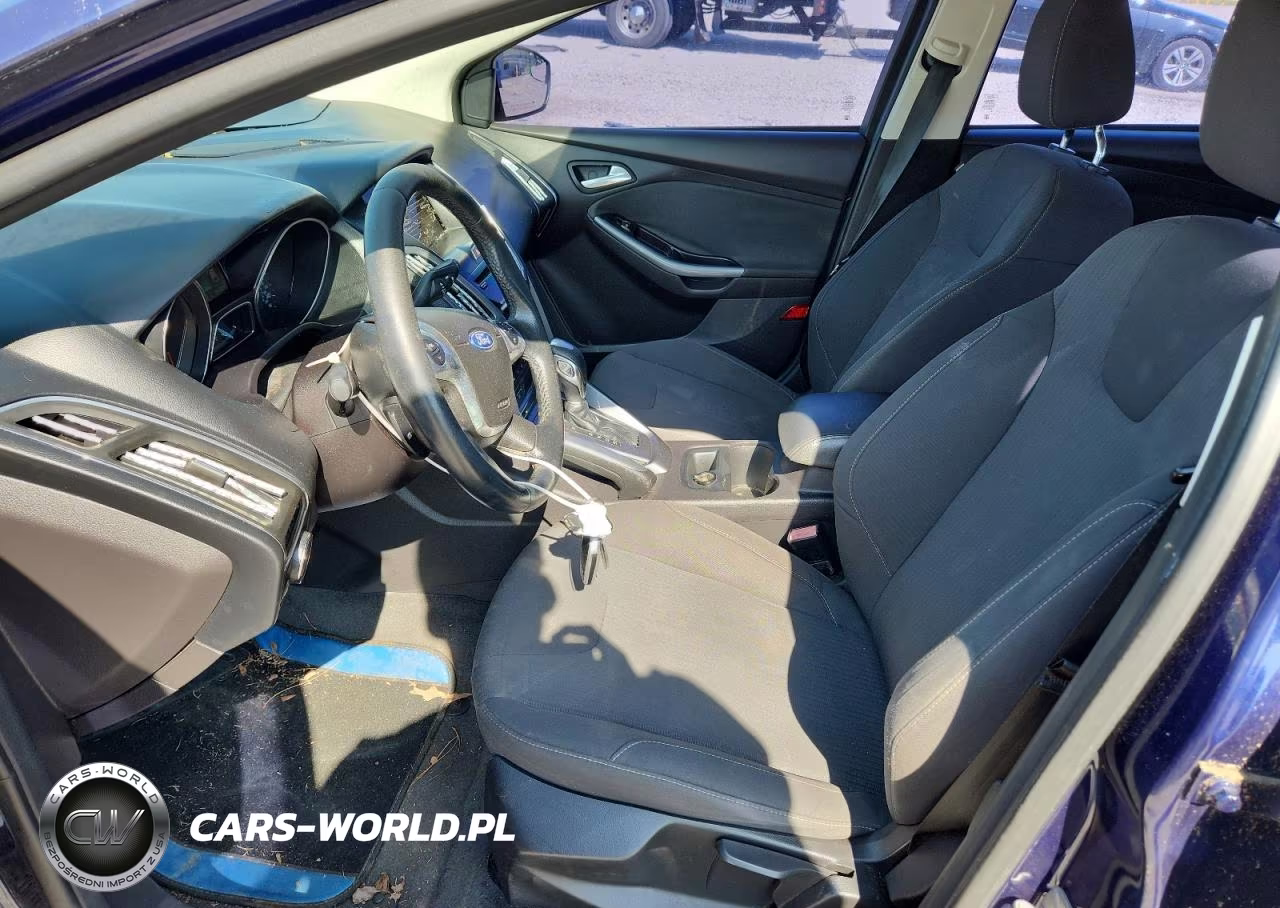 2012 Ford Focus Titanium VIN:1FAHP3N24CL111024 - 7