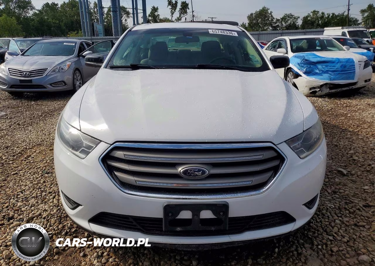 2017 Ford Taurus Se VIN:1FAHP2D83HG130065 - 5