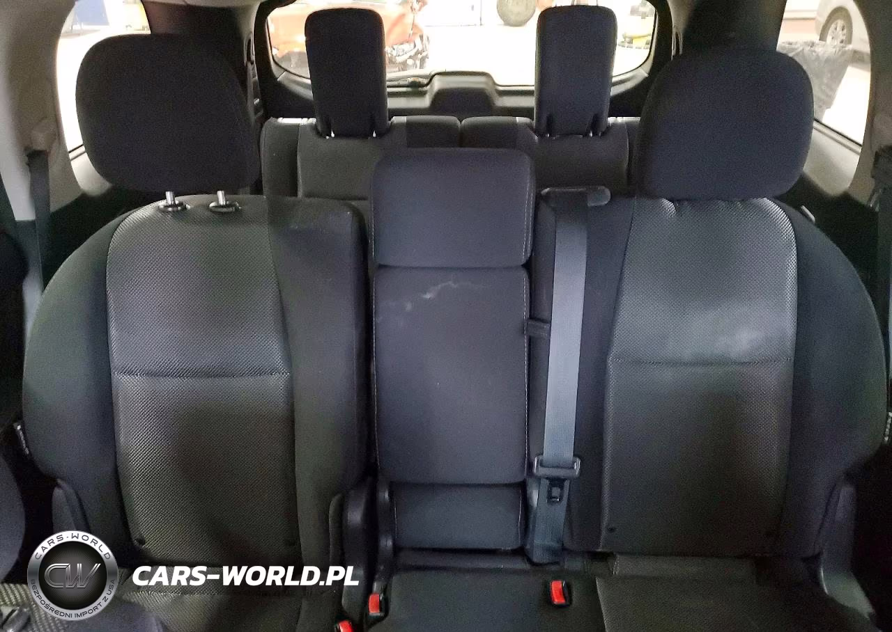 2019 Nissan Pathfinder S VIN:5N1DR2MM9KC631861 - 10