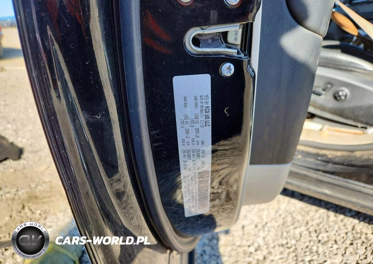 2020 Chrysler Pacifica Touring L VIN:2C4RC1BG2LR133593 - 13