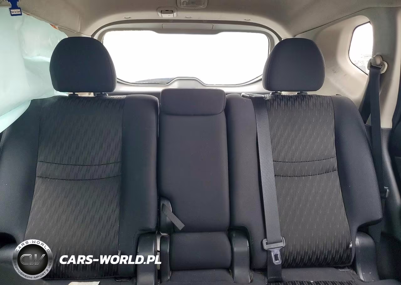 2019 Nissan Rogue S VIN:5N1AT2MT6KC769451 - 10
