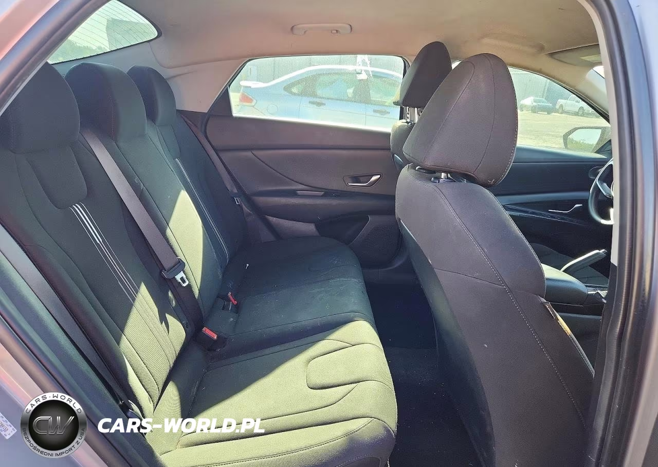 2021 Hyundai Elantra Sel VIN:KMHLM4AG5MU200158 - 10