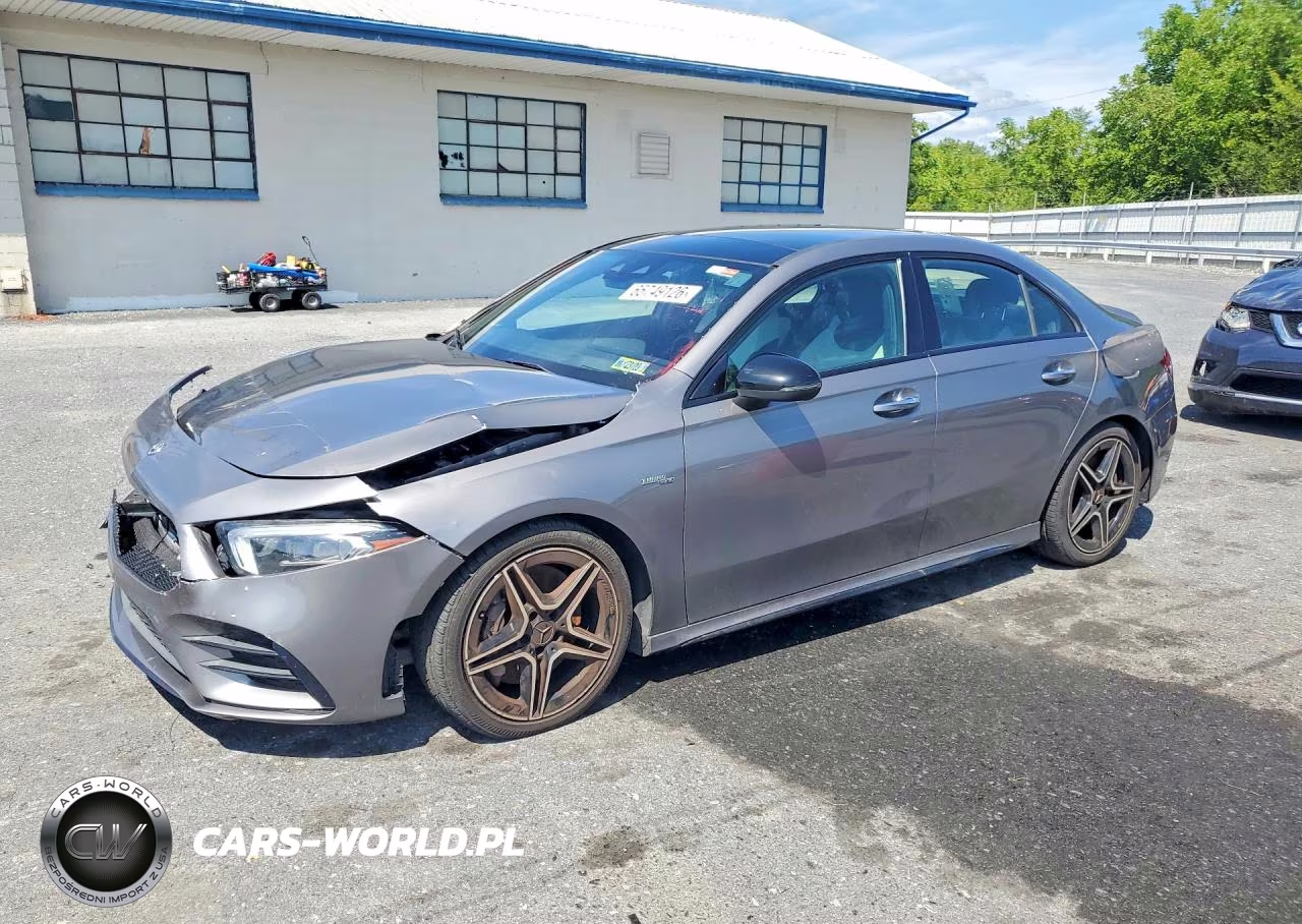 2020 Mercedes-Benz A 35 Amg – zdjęcie 1 z 12