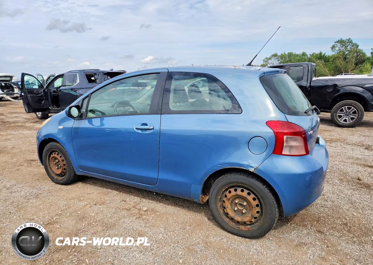 2007 Toyota Yaris Base VIN:JTDJT923075045301 - 2