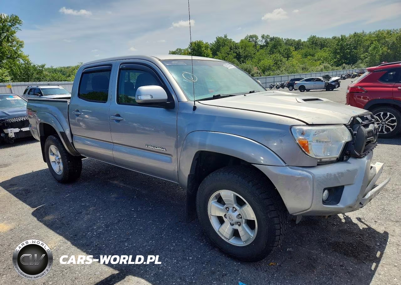 2015 Toyota Tacoma Double Cab Prerunner VIN:3TMJU4GN6FM179667 - 4
