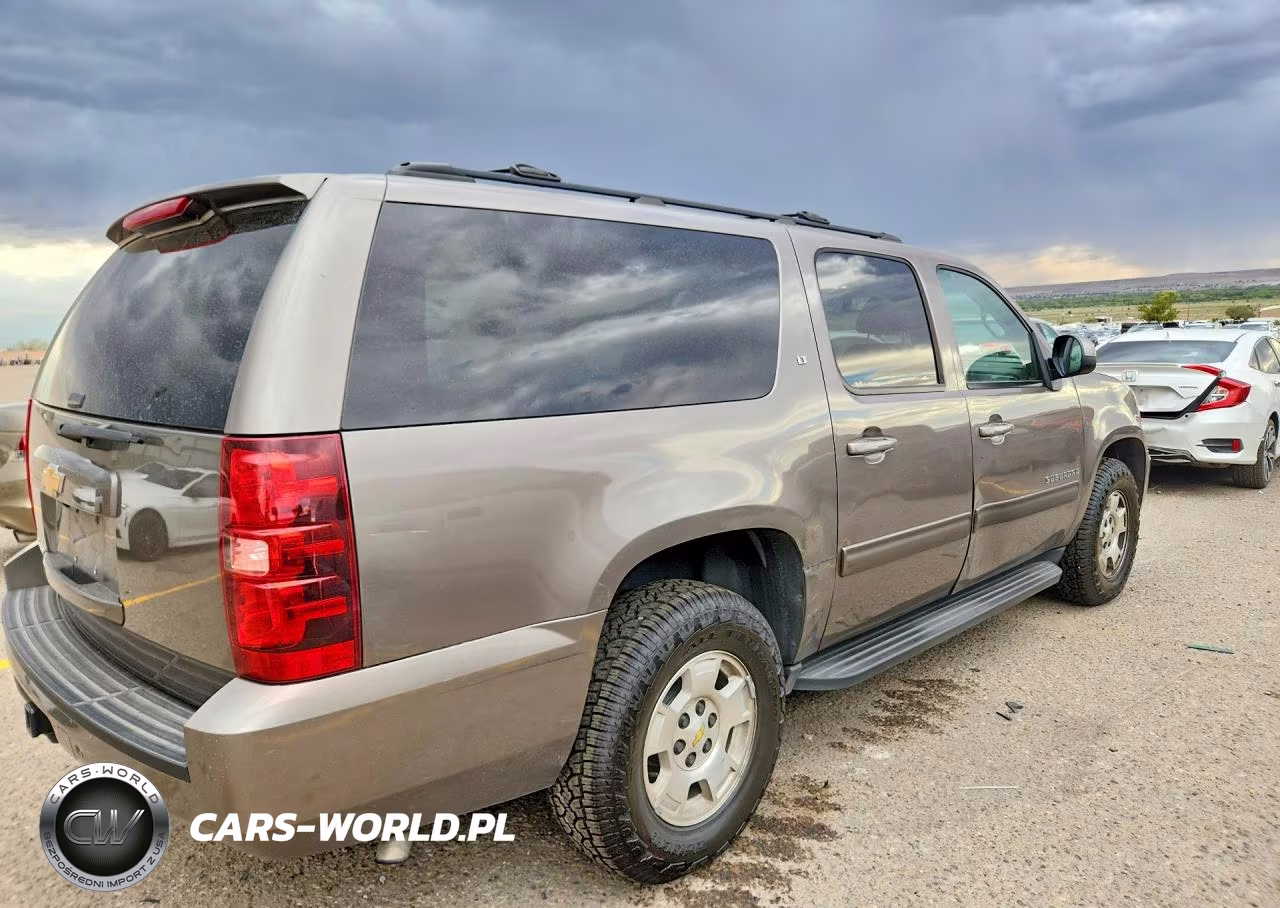 2014 Chevrolet Suburban C1500 Lt VIN:1GNSCJE08ER241815 - 3