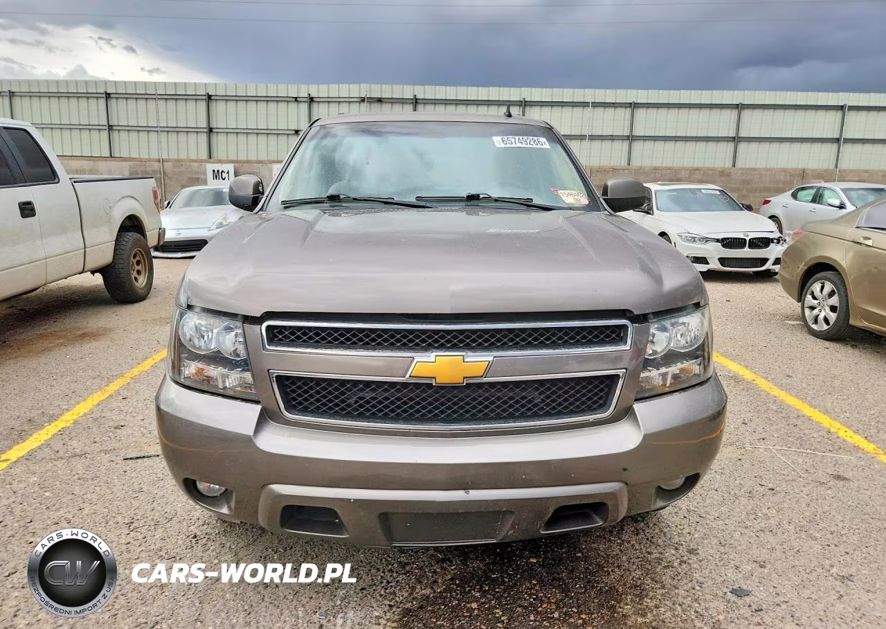 2014 Chevrolet Suburban C1500 Lt VIN:1GNSCJE08ER241815 - 5