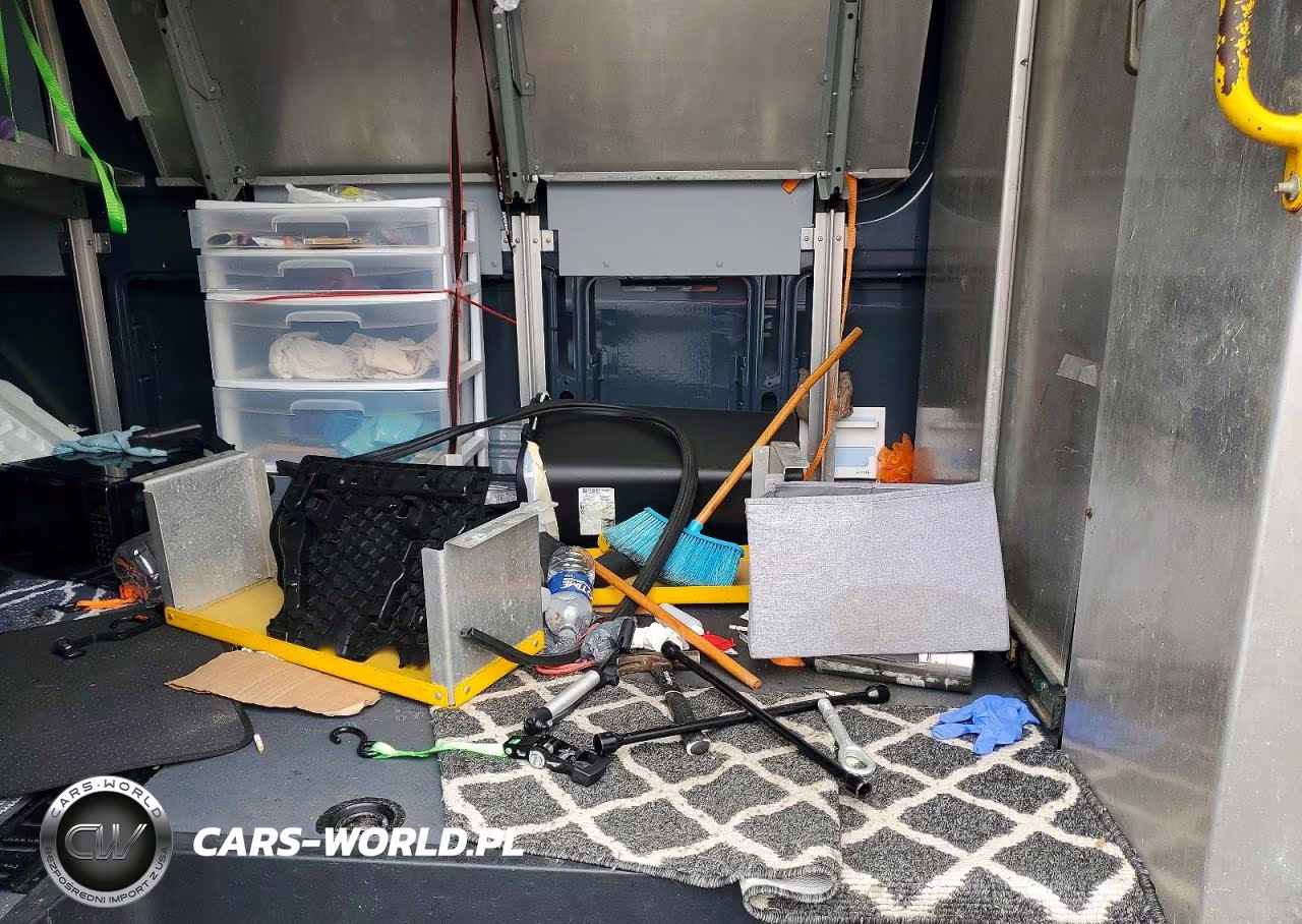 2019 Mercedes-Benz Sprinter 2500-3500 VIN:WD4PF1CD7KP146350 - 11