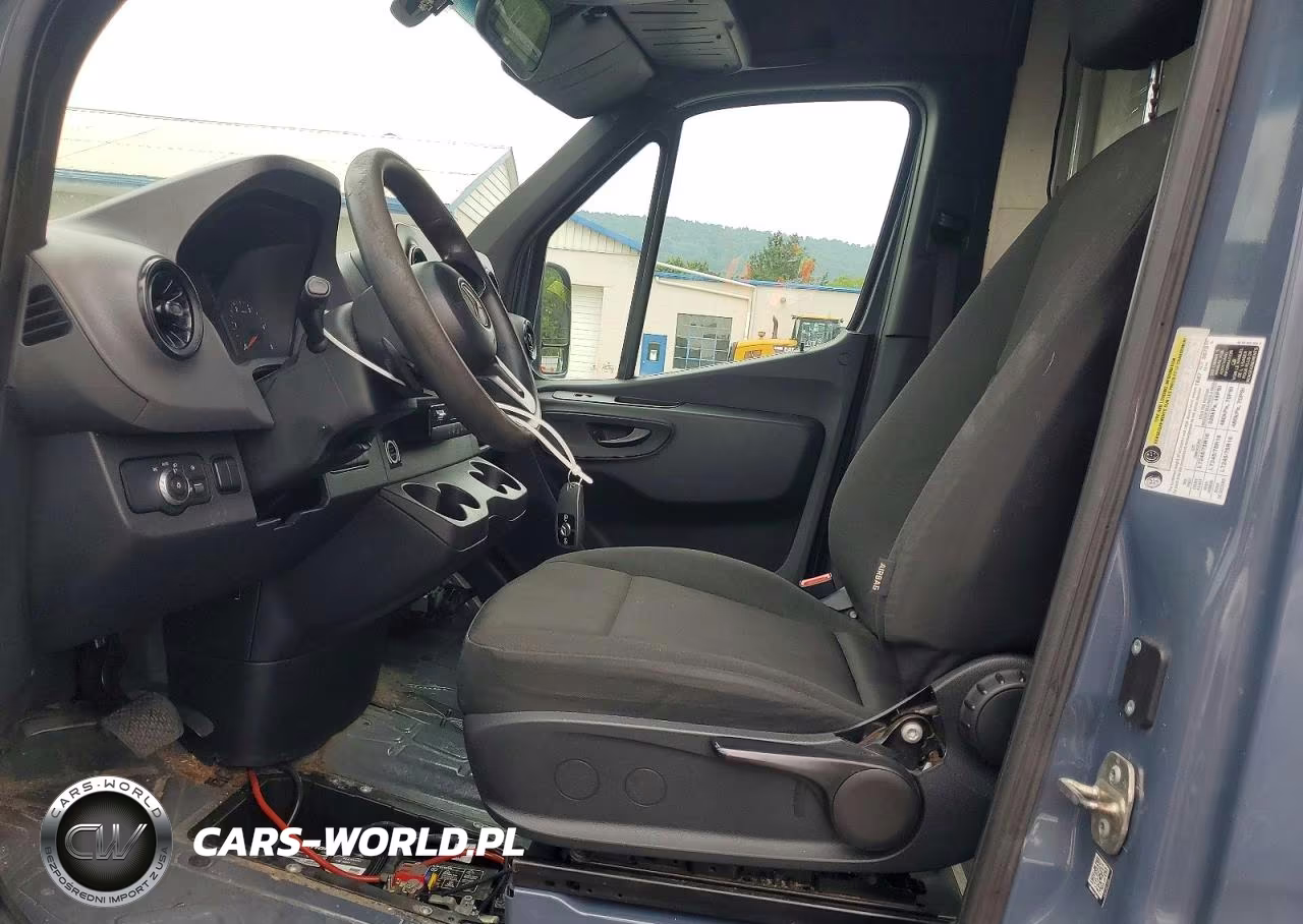 2019 Mercedes-Benz Sprinter 2500-3500 VIN:WD4PF1CD7KP146350 - 7