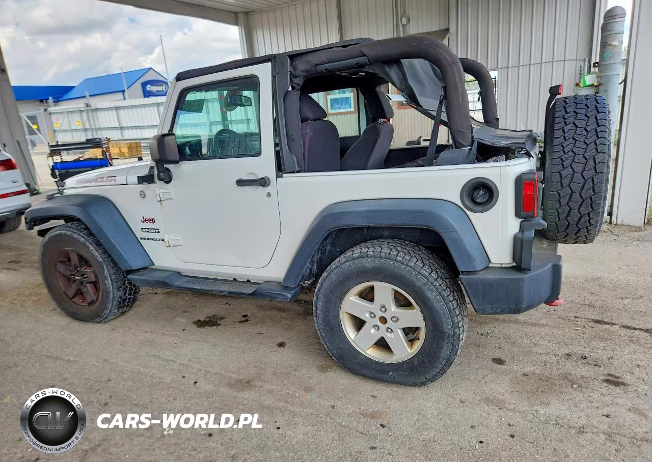 2013 Jeep Wrangler Sport VIN:1C4AJWAG1DL677630 - 2